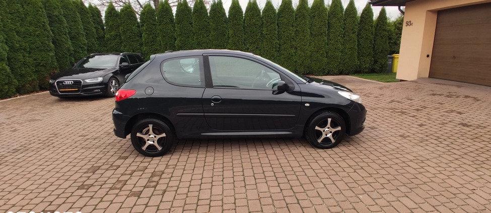 Peugeot 206 plus cena 9900 przebieg: 169700, rok produkcji 2009 z Chełm małe 172